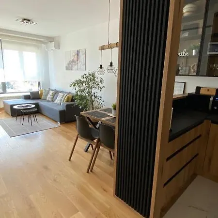 Apartment Unamare *